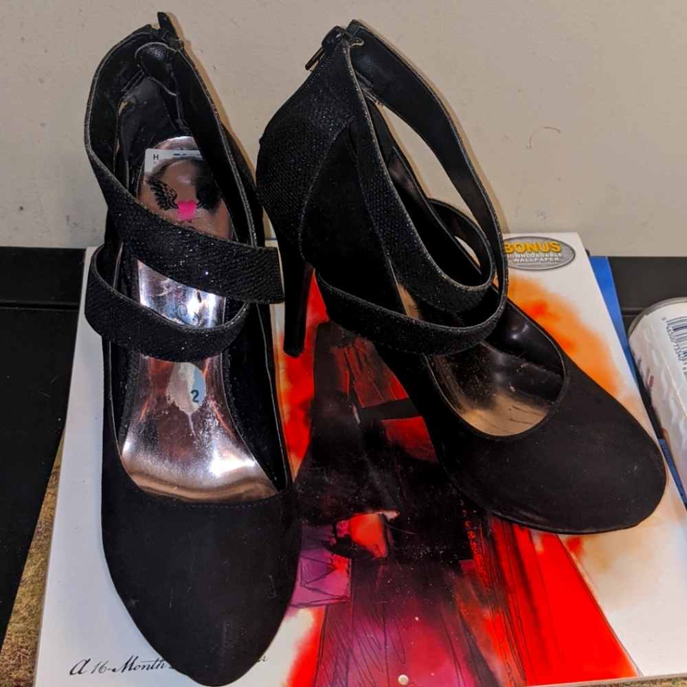 Penny Loves Kenny Black Suede Platform Glitter Sparkle Strapped High Heels 8.5